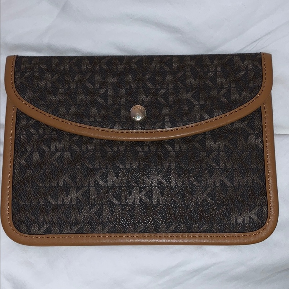 Michael Kors Logo Coin Purse